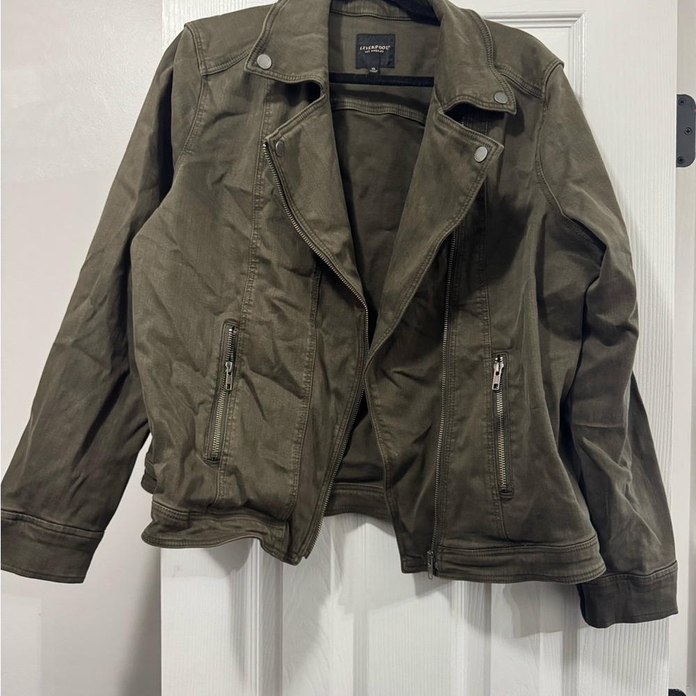 Liverpool Khaki Outerwear